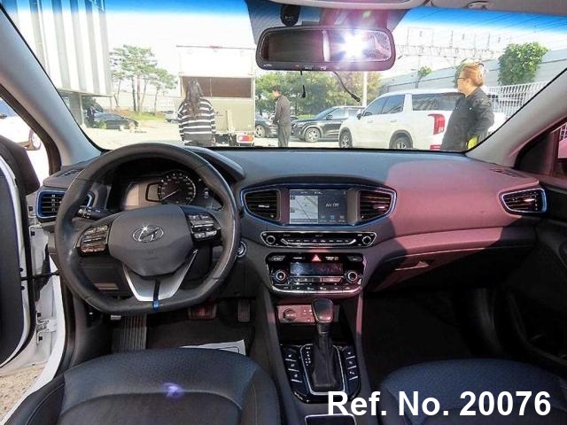  Hyundai / Ioniq Stock No. 20076